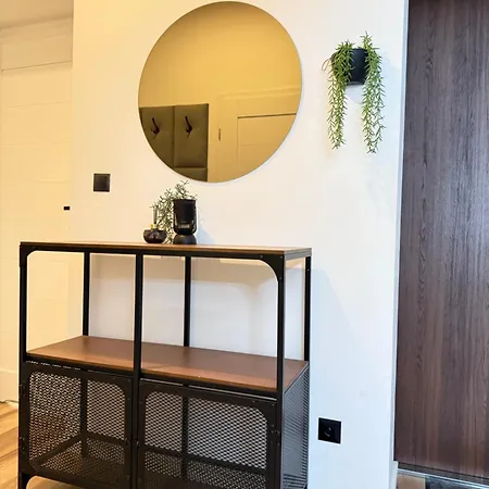 Zabrsaint P E R F E C T Select Zii 아파트 *